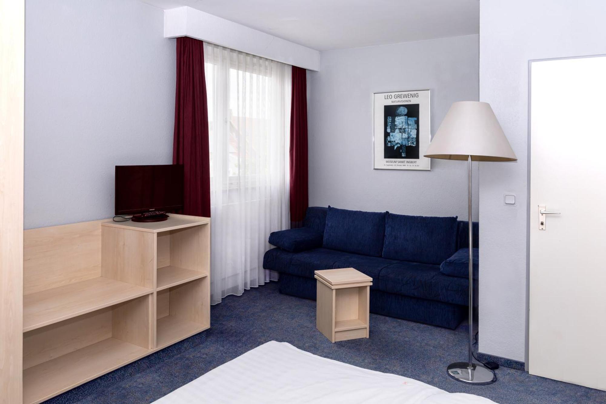 Hotel Meran Hallenbad & Sauna Saarbrücken Dış mekan fotoğraf